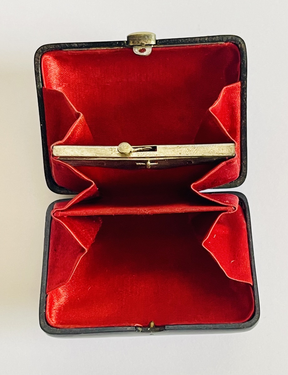 Tortoiseshell And Silver Coin Purse -photo-6